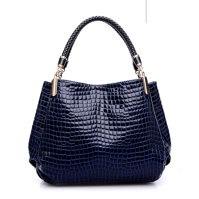 Women's Bag Large Capacity Tote Daily Commute Women's Shoulder Bag Crocodile Print Bright Face Handbag Shopping